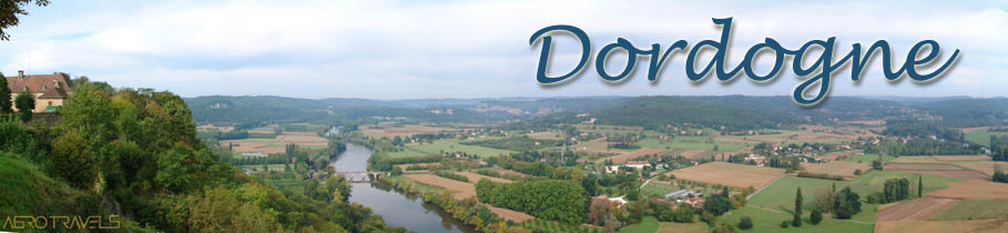 View of Dordogne River from the Domme's cliff